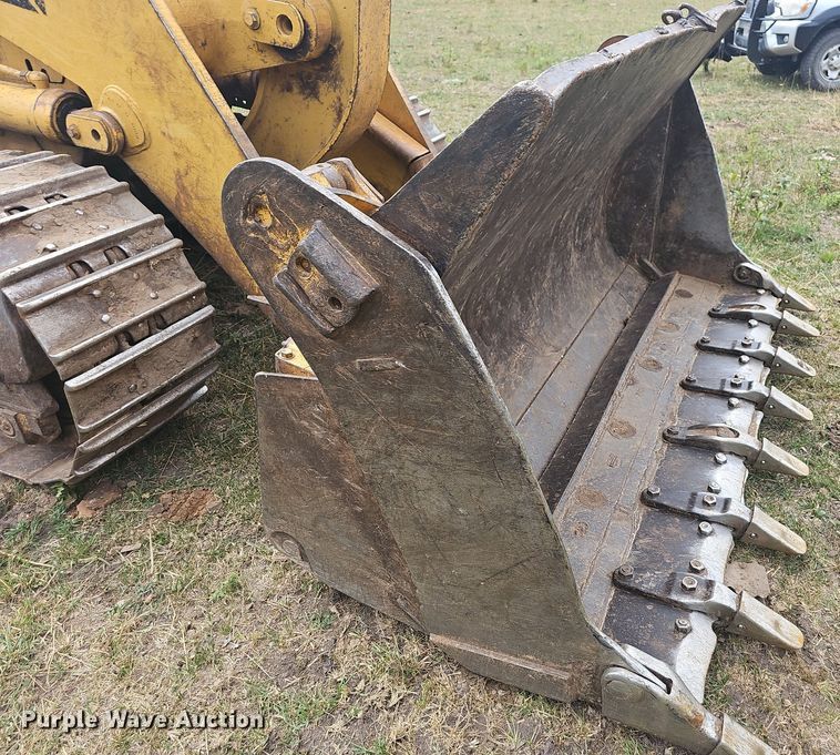 image for item NT9799 1999 Caterpillar 963B LGP  track loader