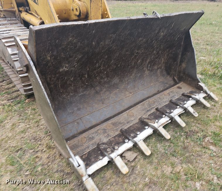 image for item NT9799 1999 Caterpillar 963B LGP  track loader