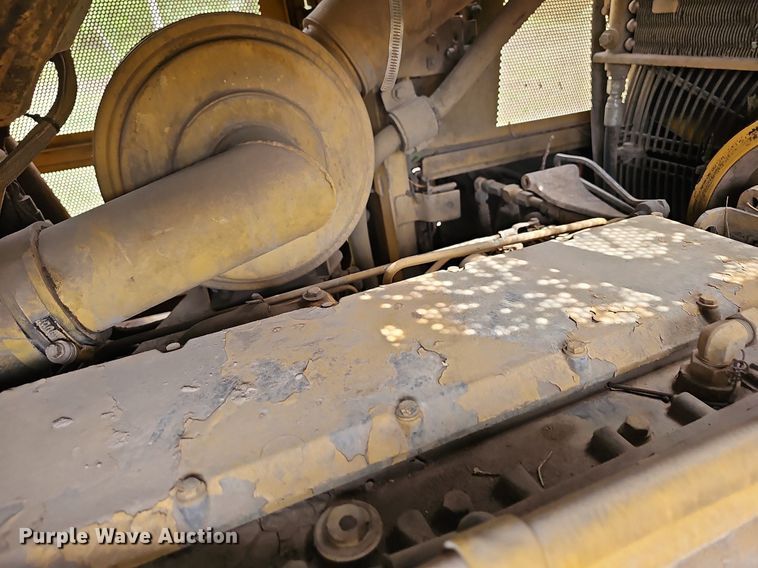 image for item NT9799 1999 Caterpillar 963B LGP  track loader