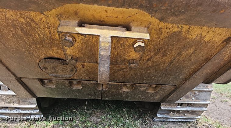 image for item NT9799 1999 Caterpillar 963B LGP  track loader
