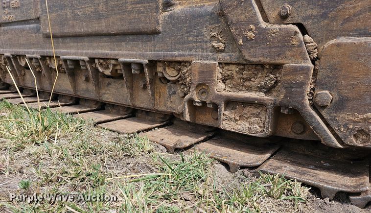 image for item NT9799 1999 Caterpillar 963B LGP  track loader