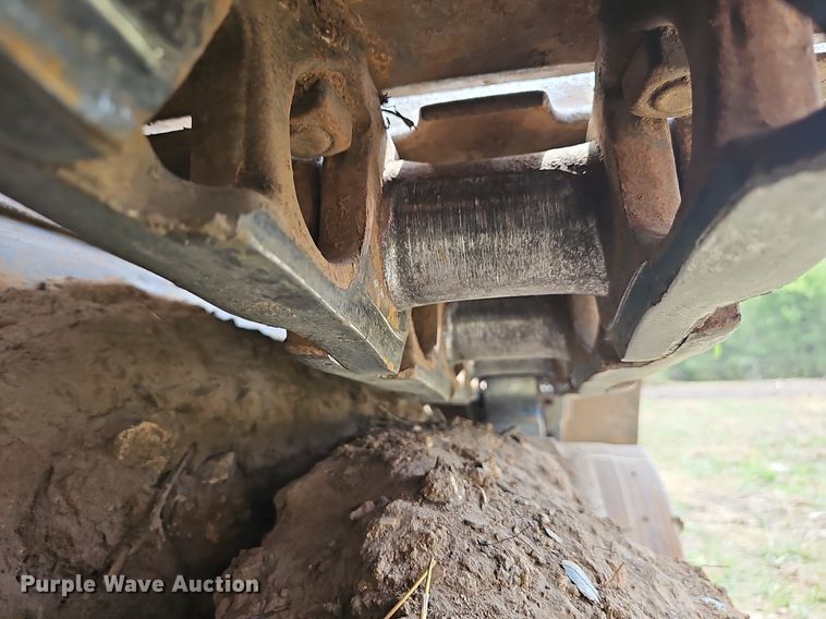 image for item NT9799 1999 Caterpillar 963B LGP  track loader