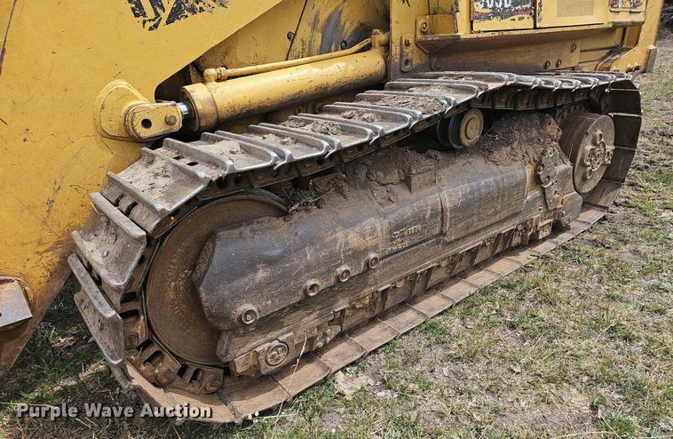 image for item NT9799 1999 Caterpillar 963B LGP  track loader