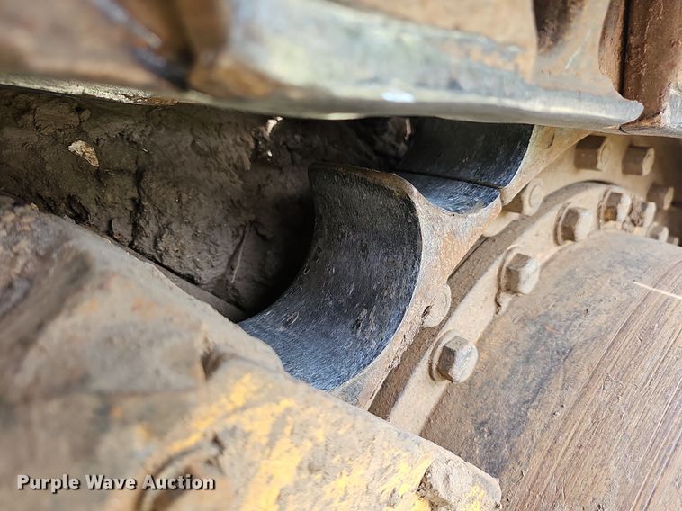 image for item NT9799 1999 Caterpillar 963B LGP  track loader