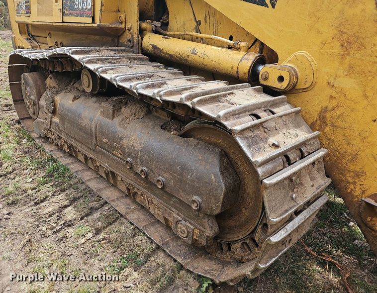 image for item NT9799 1999 Caterpillar 963B LGP  track loader