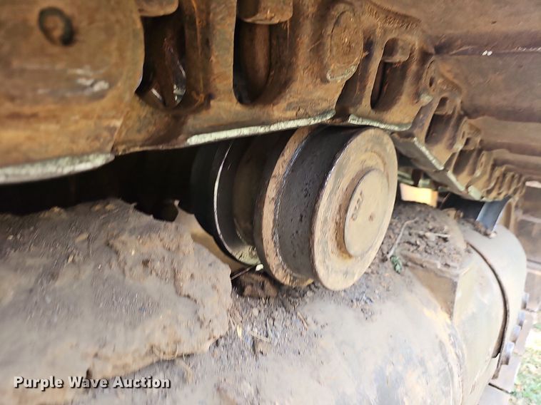 image for item NT9799 1999 Caterpillar 963B LGP  track loader