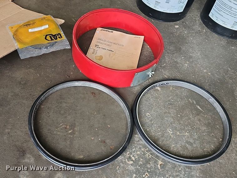 image for item NT9799 1999 Caterpillar 963B LGP  track loader