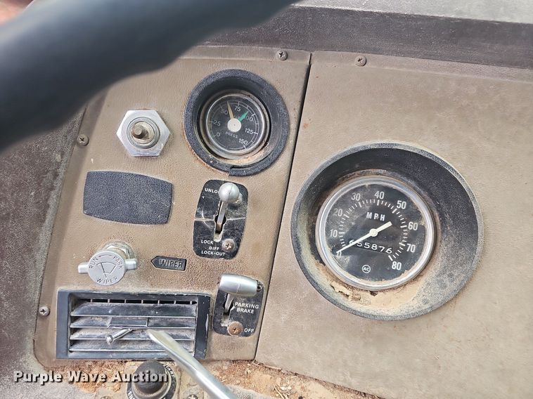 image for item NT9804 1979 Ford 9000  dump truck