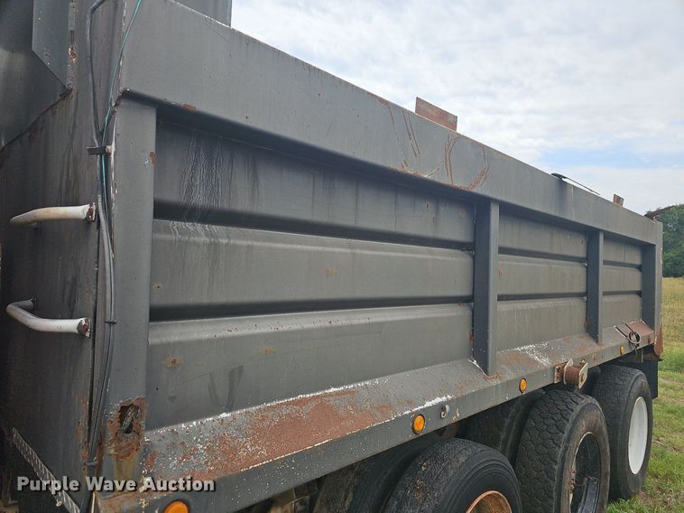 image for item NT9804 1979 Ford 9000  dump truck