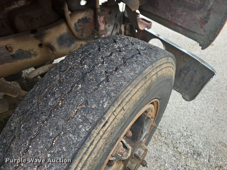 image for item NT9804 1979 Ford 9000  dump truck