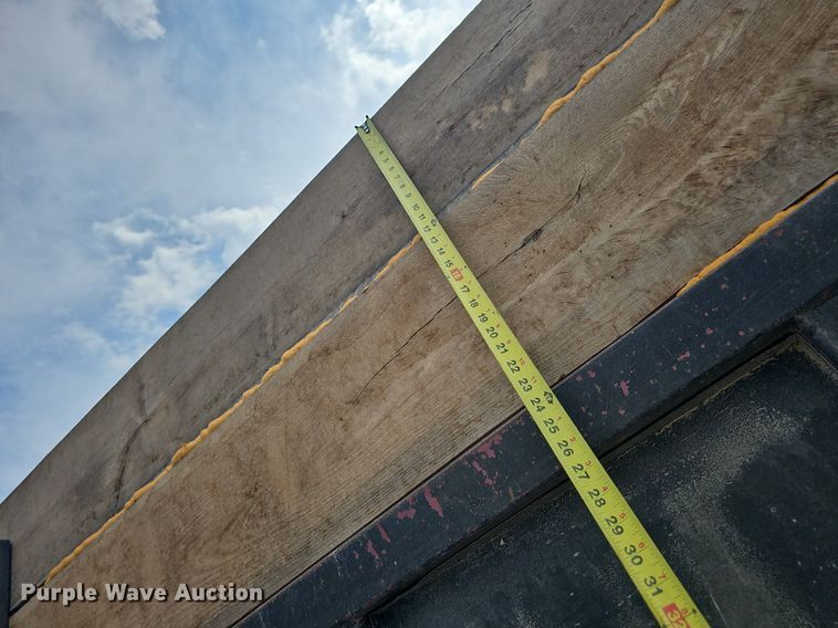 image for item NT9805 1995 Western Star 4964F  dump truck