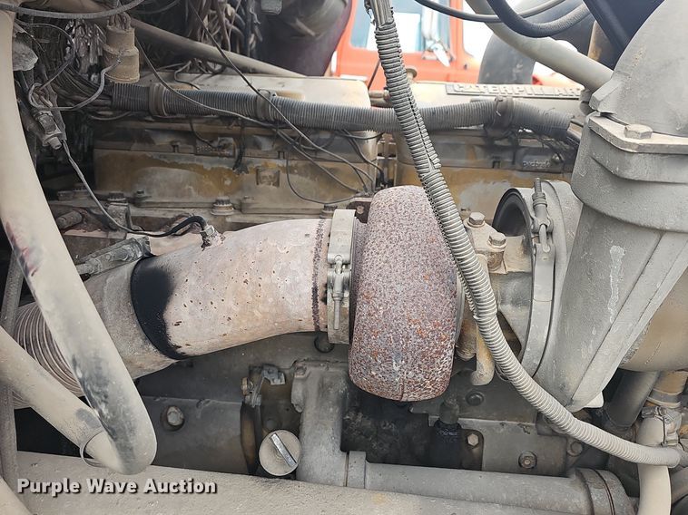 image for item NT9805 1995 Western Star 4964F  dump truck