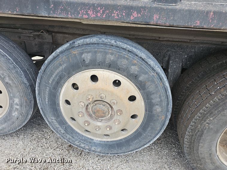 image for item NT9805 1995 Western Star 4964F  dump truck