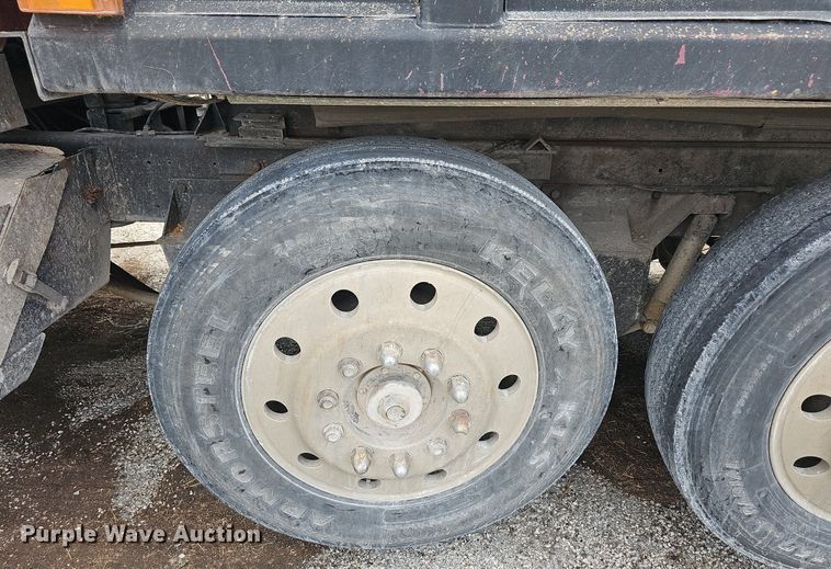 image for item NT9805 1995 Western Star 4964F  dump truck