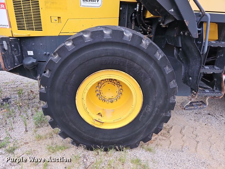 image for item NT9815 2015 Komatsu WA380-7  loader bucket