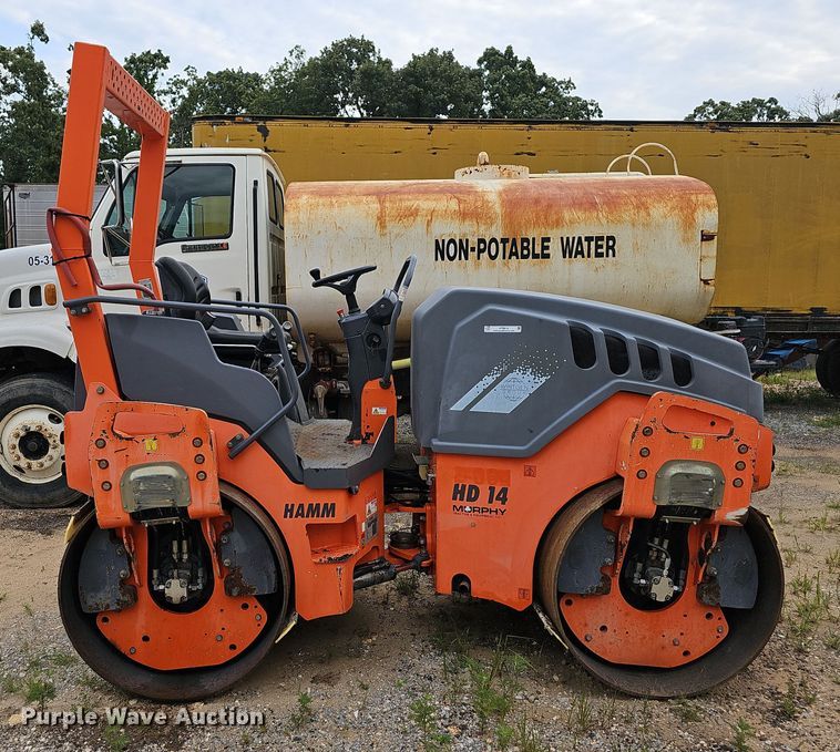 image for item NT9816 2011 Hamm HD14VV  double drum vibratory roller