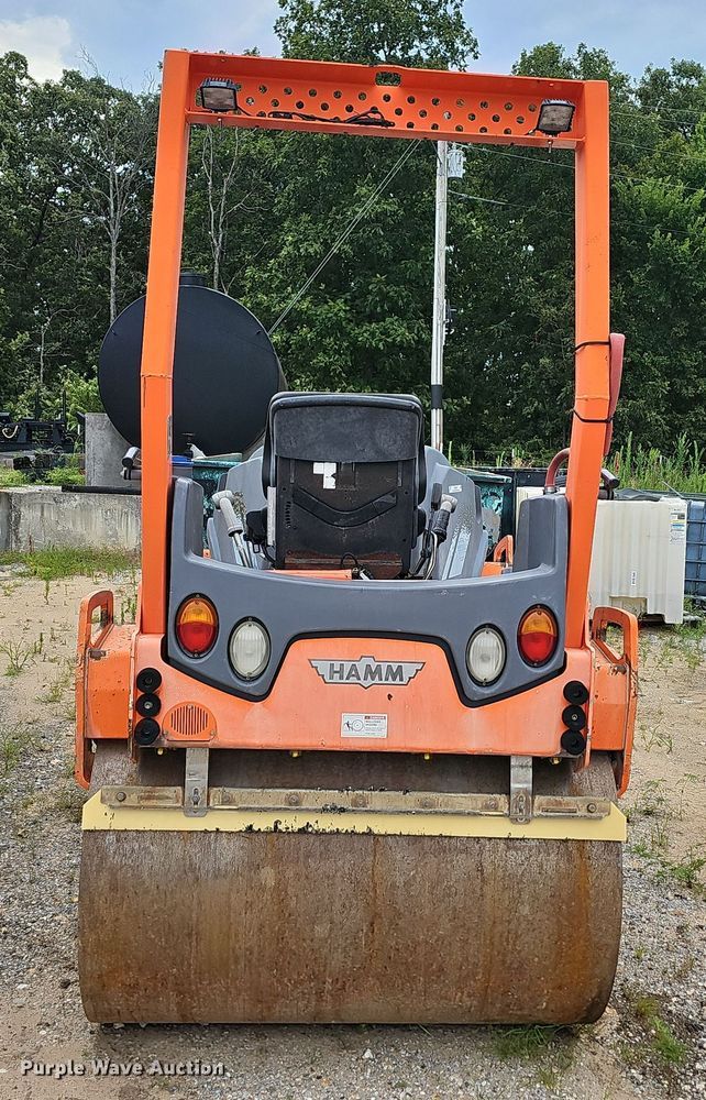 image for item NT9816 2011 Hamm HD14VV  double drum vibratory roller