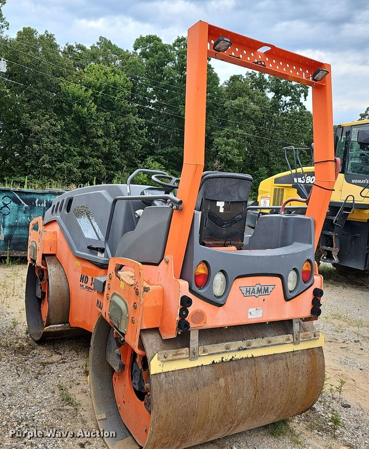 image for item NT9816 2011 Hamm HD14VV  double drum vibratory roller
