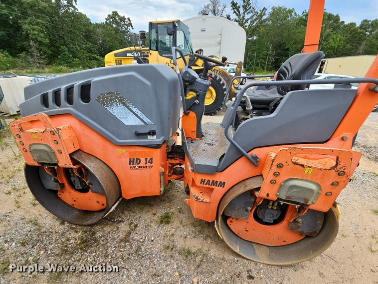 image for item NT9816 2011 Hamm HD14VV  double drum vibratory roller