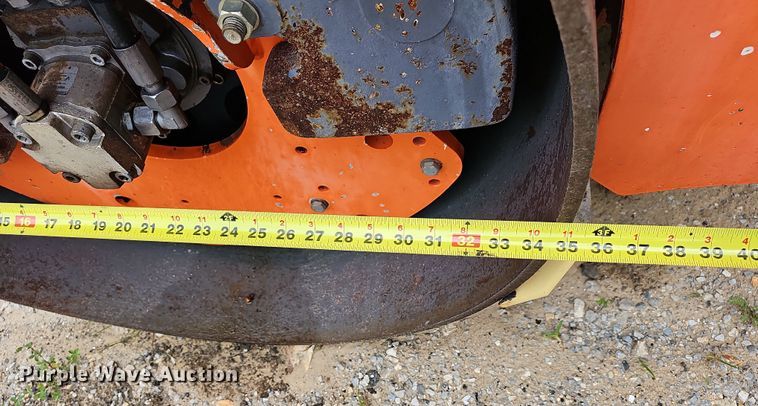 image for item NT9816 2011 Hamm HD14VV  double drum vibratory roller