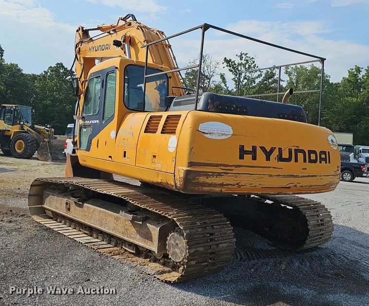 image for item NT9817 1999 Hyundai Robex 250LC3  excavator
