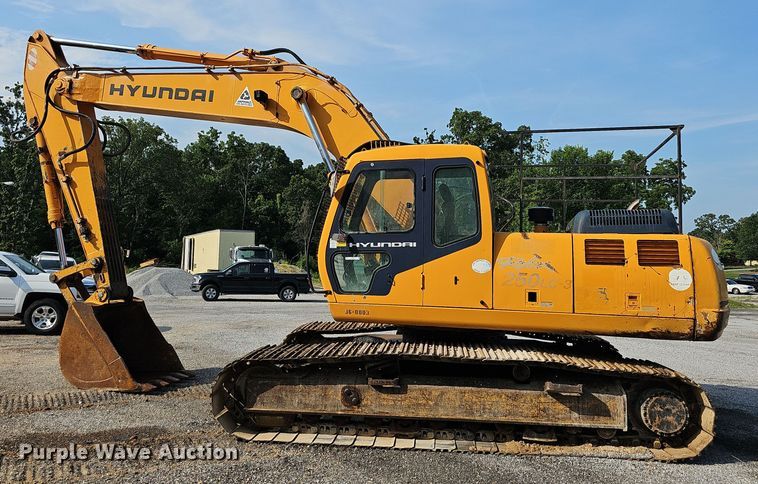 image for item NT9817 1999 Hyundai Robex 250LC3  excavator