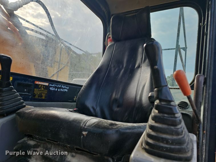 image for item NT9817 1999 Hyundai Robex 250LC3  excavator