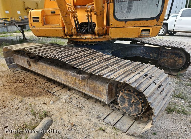 image for item NT9817 1999 Hyundai Robex 250LC3  excavator