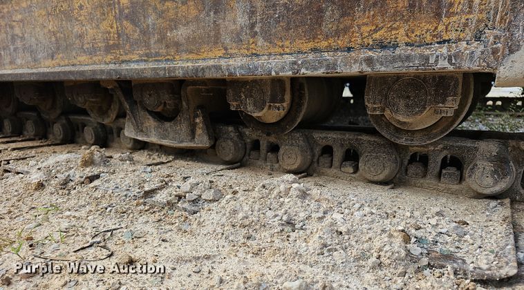 image for item NT9817 1999 Hyundai Robex 250LC3  excavator