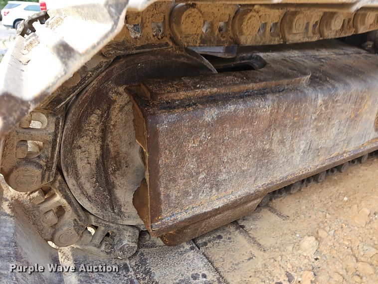 image for item NT9817 1999 Hyundai Robex 250LC3  excavator