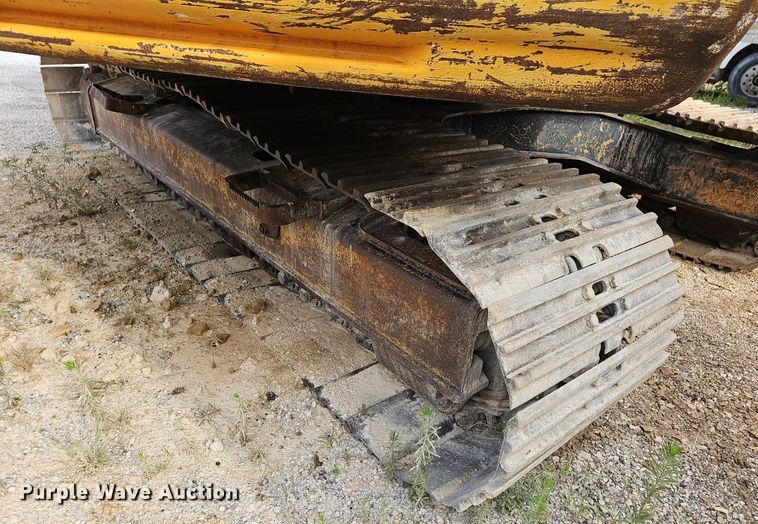 image for item NT9817 1999 Hyundai Robex 250LC3  excavator