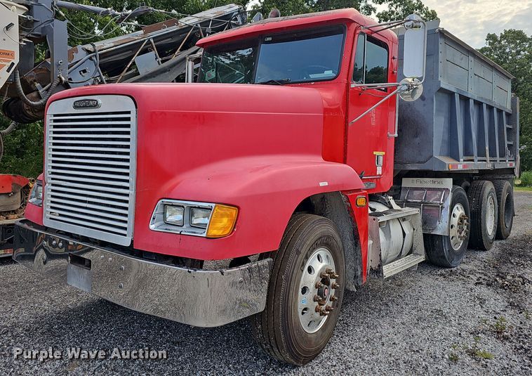 image for item NT9818 1995 Freightliner FLD  dump truck