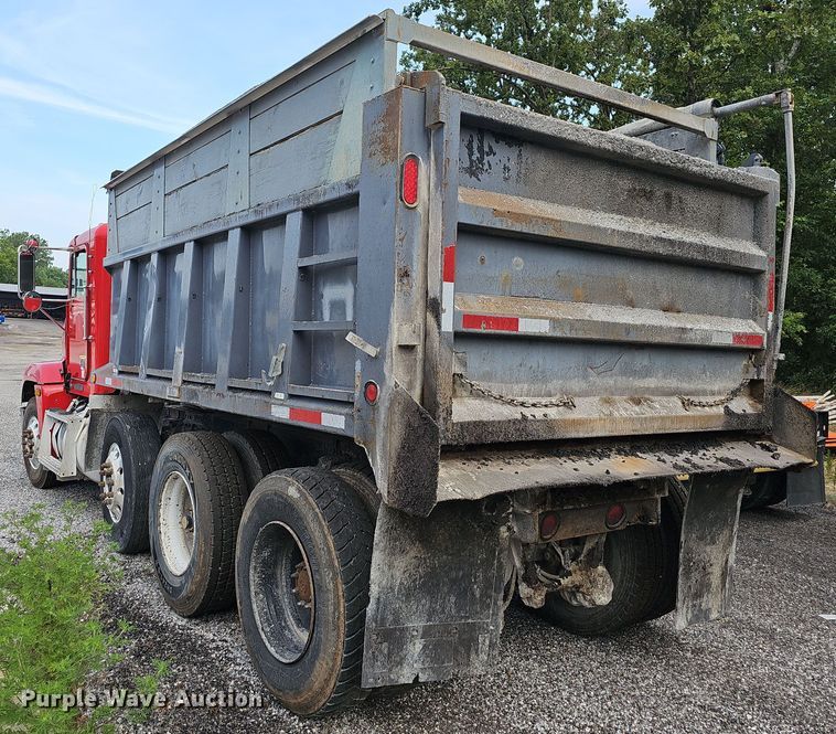image for item NT9818 1995 Freightliner FLD  dump truck