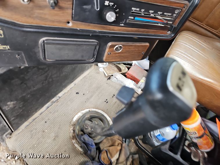 image for item NT9818 1995 Freightliner FLD  dump truck