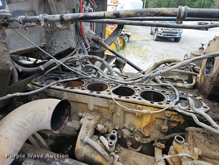 image for item NT9818 1995 Freightliner FLD  dump truck