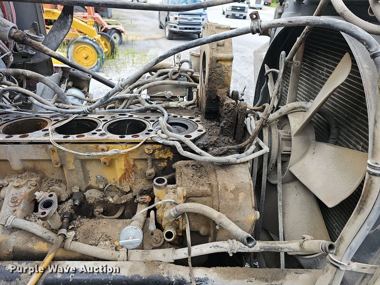 image for item NT9818 1995 Freightliner FLD  dump truck