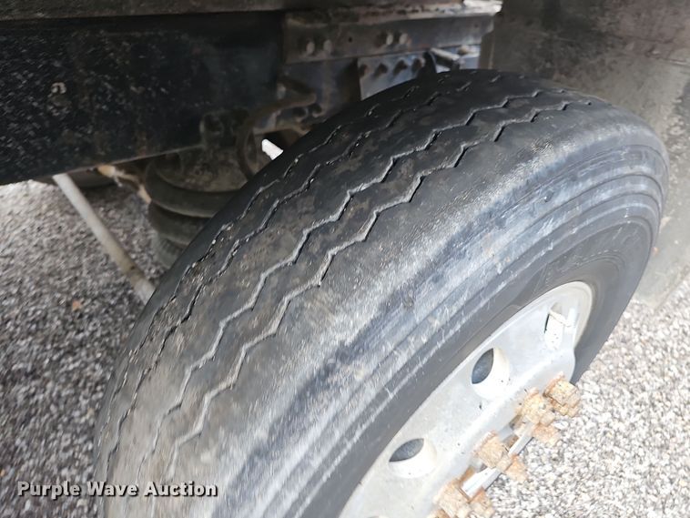 image for item NT9818 1995 Freightliner FLD  dump truck