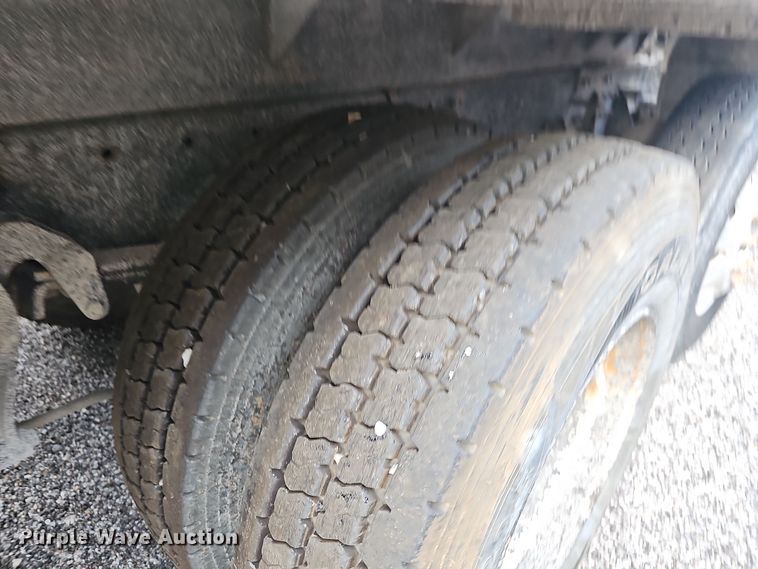 image for item NT9818 1995 Freightliner FLD  dump truck