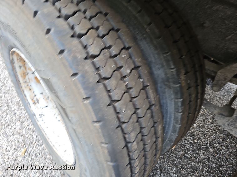 image for item NT9818 1995 Freightliner FLD  dump truck