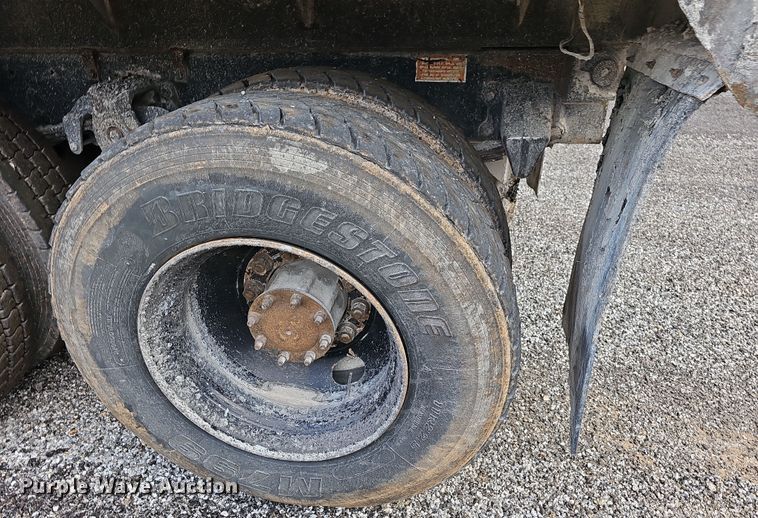 image for item NT9818 1995 Freightliner FLD  dump truck