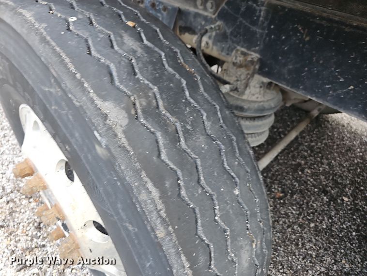 image for item NT9818 1995 Freightliner FLD  dump truck