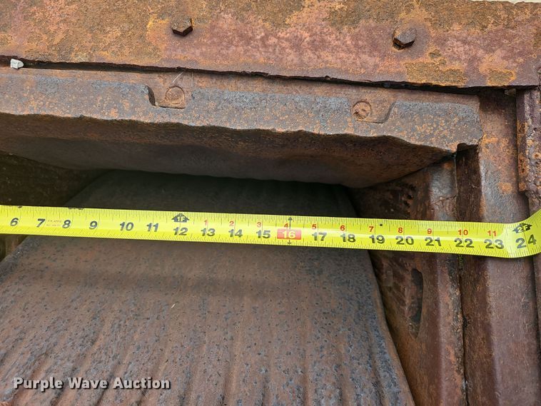 image for item NT9826 1940 Rogers Iron Works Co.  rock crusher