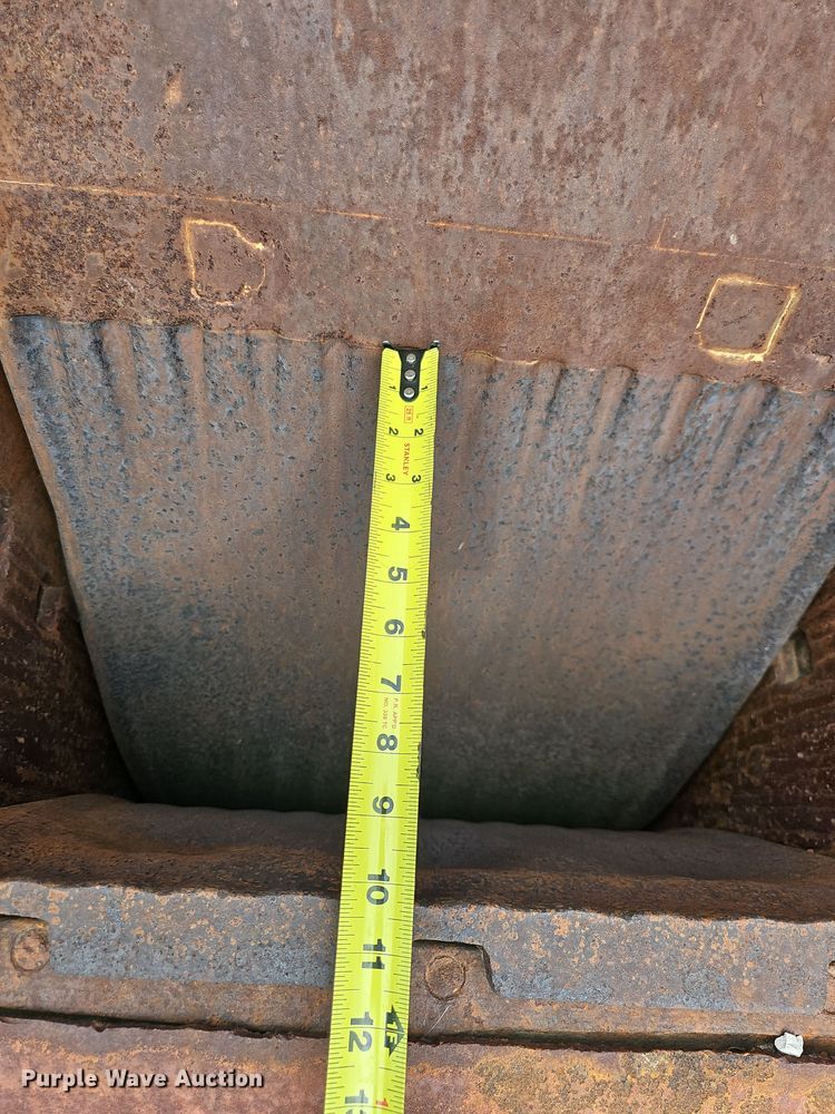 image for item NT9826 1940 Rogers Iron Works Co.  rock crusher