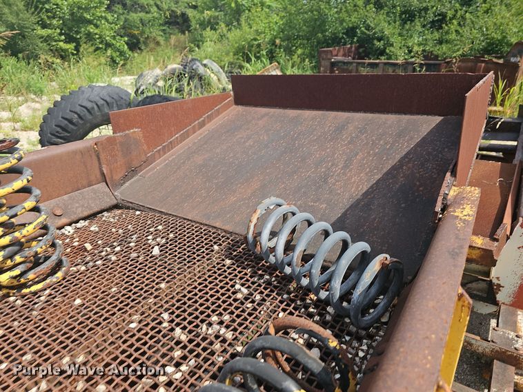 image for item NT9827 Allis Chalmers  screen