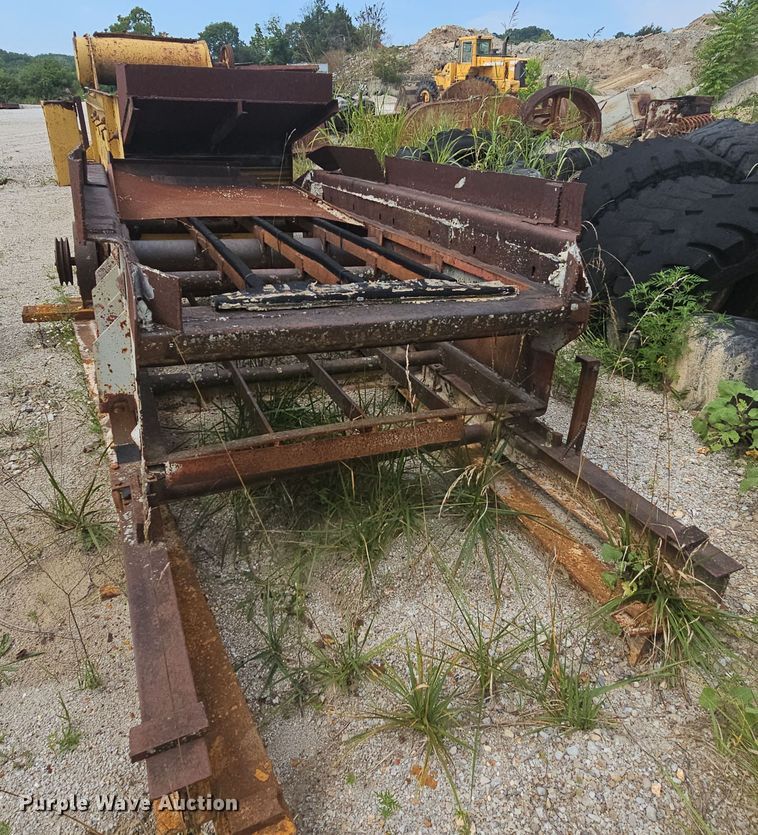 image for item NT9828 Cedarapids  screen