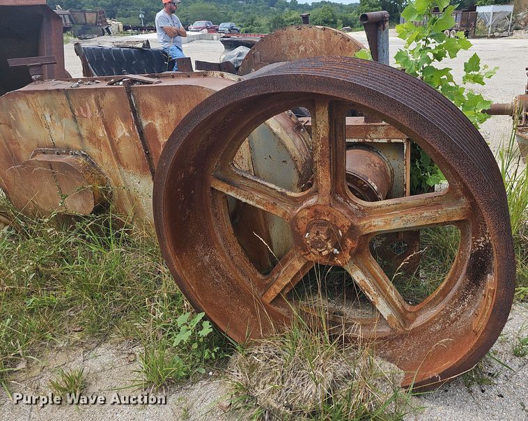 image for item NT9829 Cedarapids 25486  roll crusher
