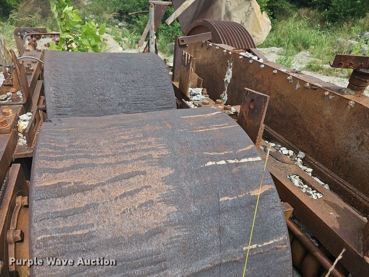 image for item NT9829 Cedarapids 25486  roll crusher