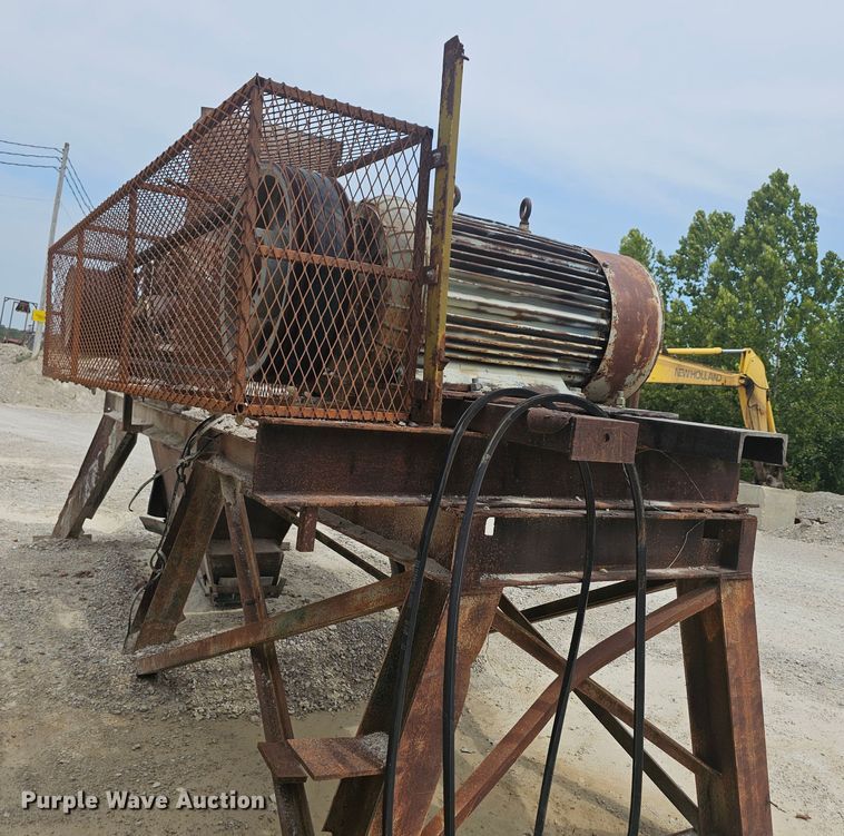 image for item NT9830 (2) crushers