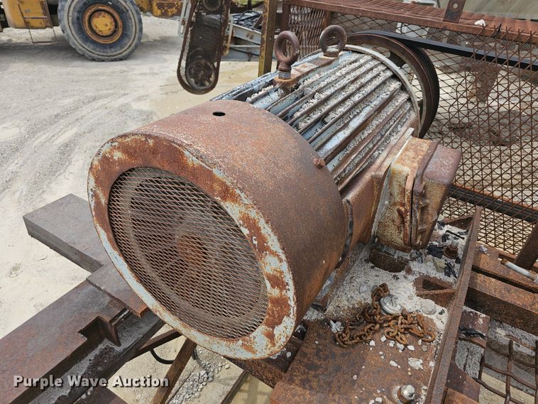 image for item NT9830 (2) crushers