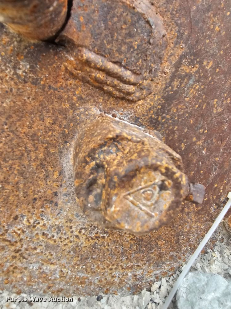 image for item NT9830 (2) crushers